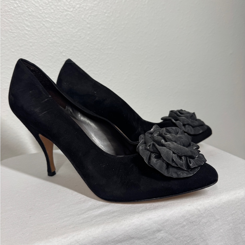 Sesto Meucci of Florence Silver Flower Black Suede Almond Toe Heeled Pump 10B